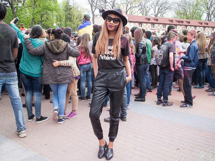 Top 10 Outfit Ideas with Jogger Pants