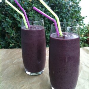 aronia-açai-blueberry-smoothie-300x300