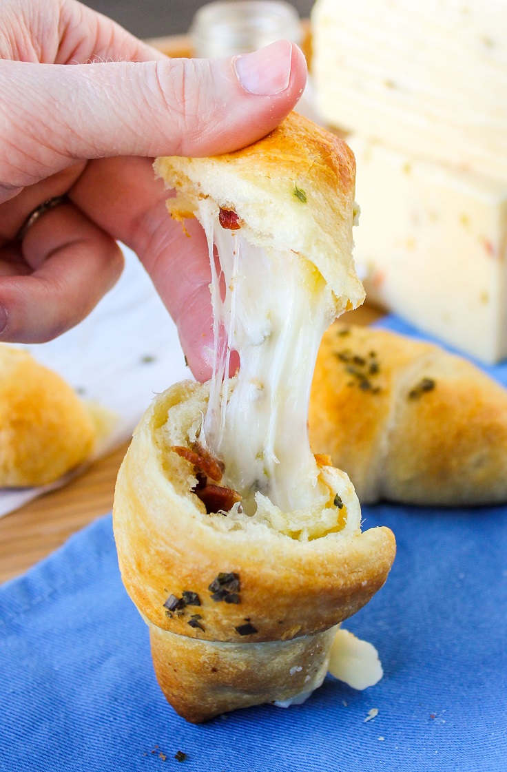 Bacon-Pepper-Jack-Stuffed-Crescent-Rolls