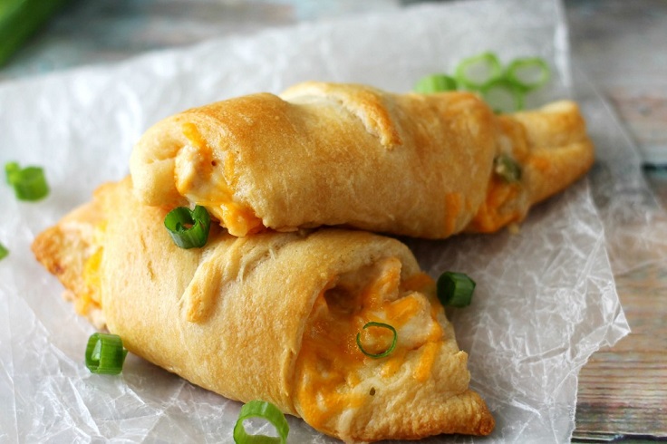 Cheesy-Buffalo-Ranch-Chicken-Roll-Ups