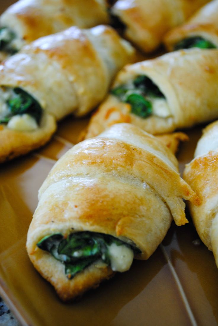 Cheesy-Spinach-Crescent-Rolls