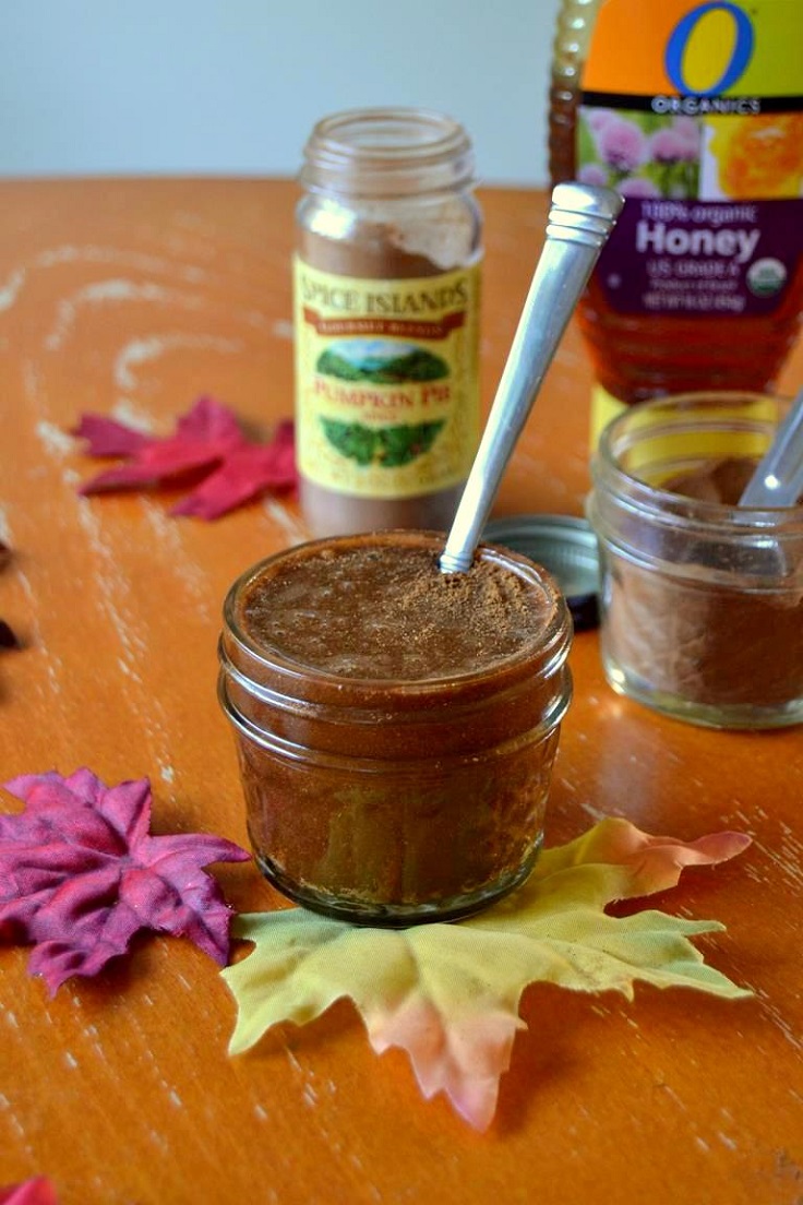 Pumpkin-Spice-and-Honey-Face-Mask