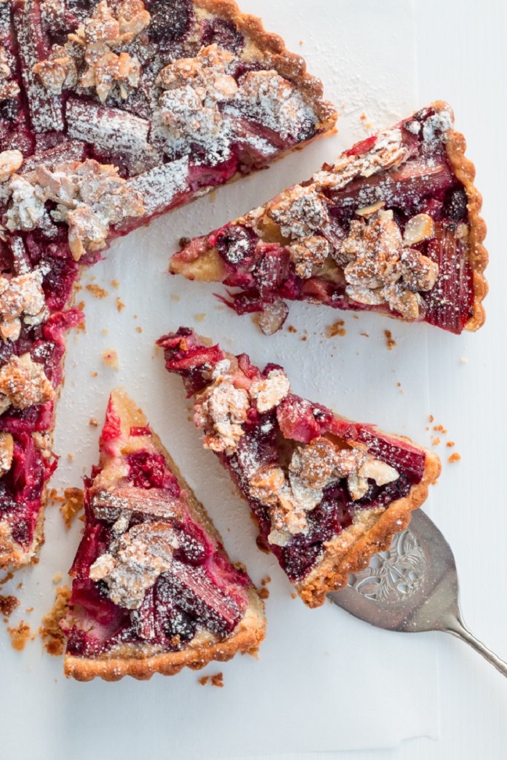 Rhubarb-Raspberry-Tart-with-Almond-Tart-13