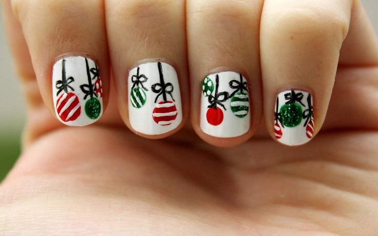 Christmas-Ornaments-Nail-Art