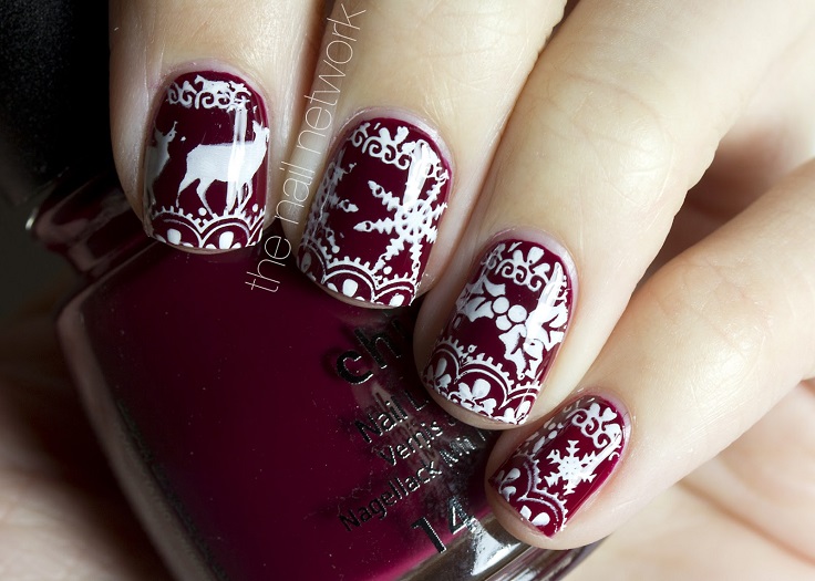 Christmas-Sweater-Nail-Art