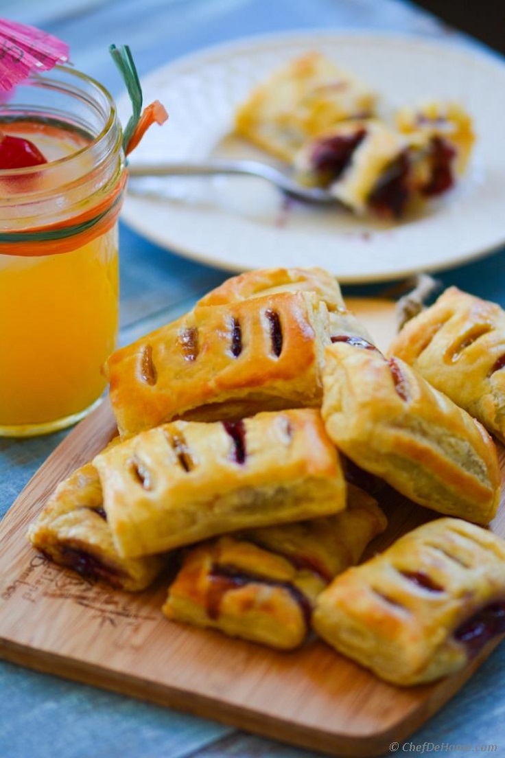 Pastry-Bites-with-Blueberry-and-Homemade-Sour-Grapes