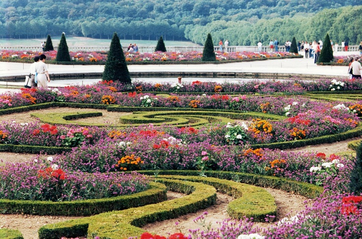 Gardens-of-Versailles