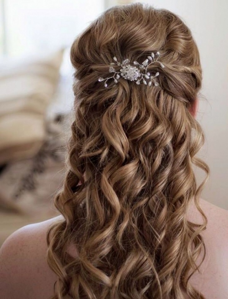 Top 10 Boho Inspired Hairstyles for Your Wedding Day   Top ...