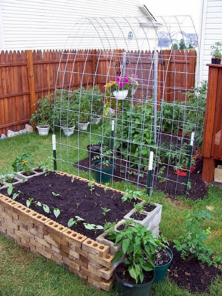 Trellis-Raised-Garden-Box