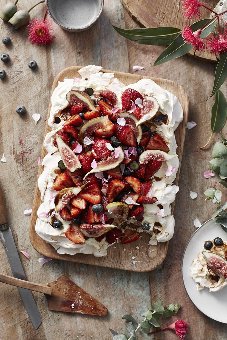 Balsamic-Berry-Fig-Pavlova Balsamic-Berry-Fig-Pavlova