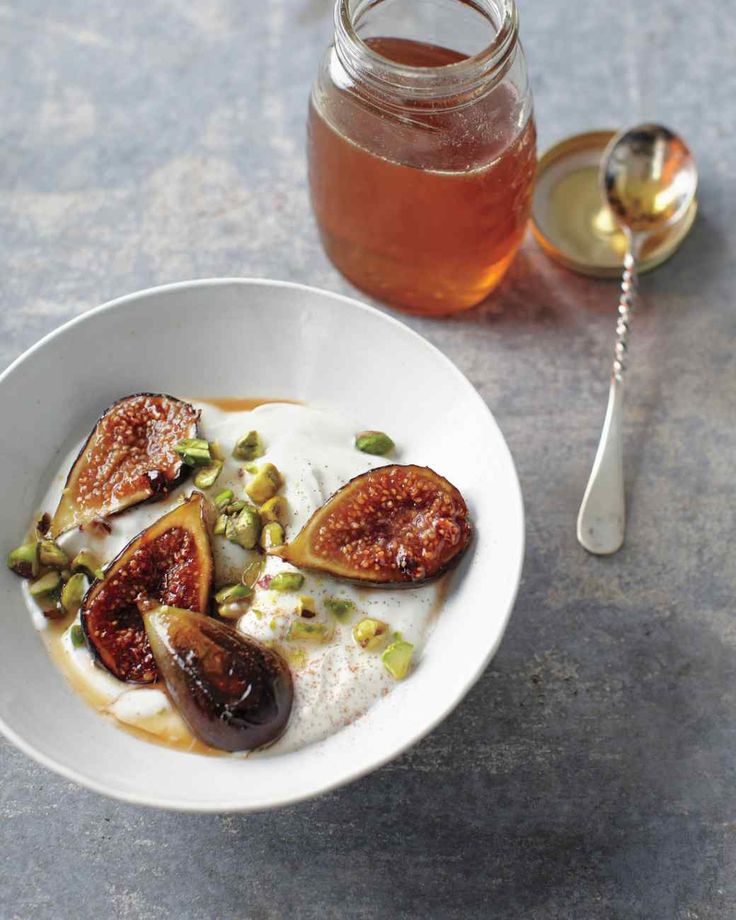 Honey-Caramelized-Figs-with-Yogurt Honey-Caramelized-Figs-with-Yogurt