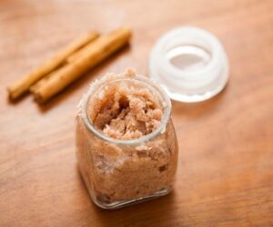 Top 10 Ways You Can Use Cinnamon in Your Beauty Routine