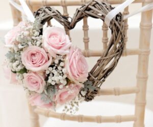 Top 10 Gorgeous Wedding Chair Decorations