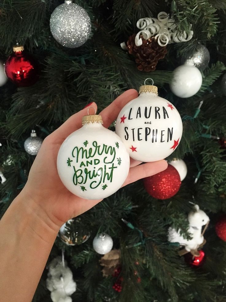 Christmas-Ornaments-with-Stickers