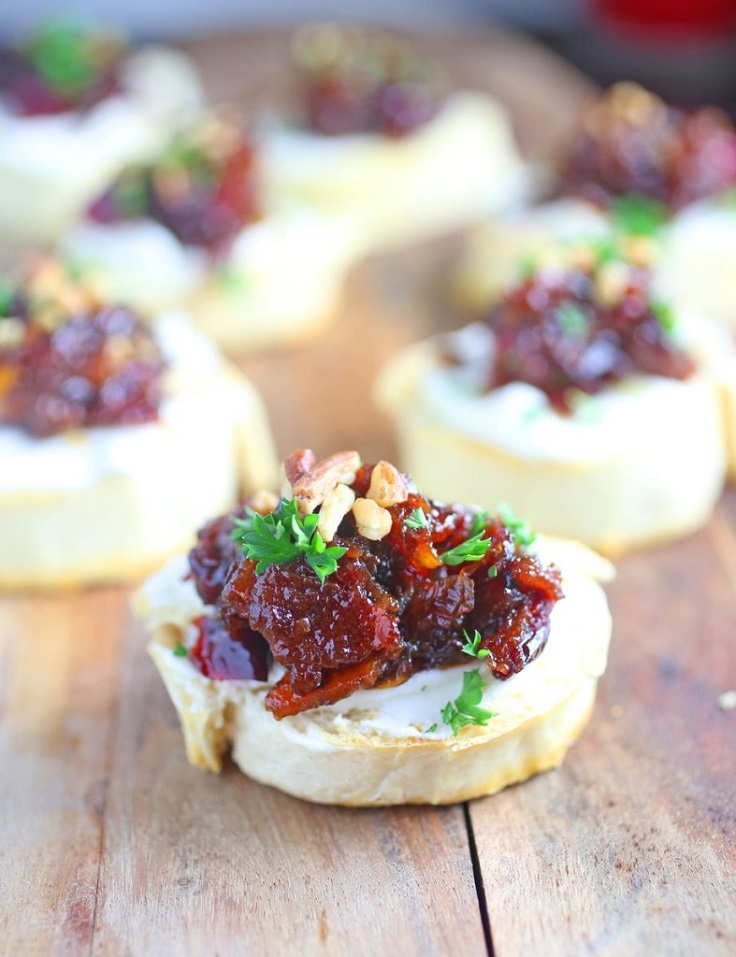 Bacon-and-Cranberry-Goat-Cheese-Crostini