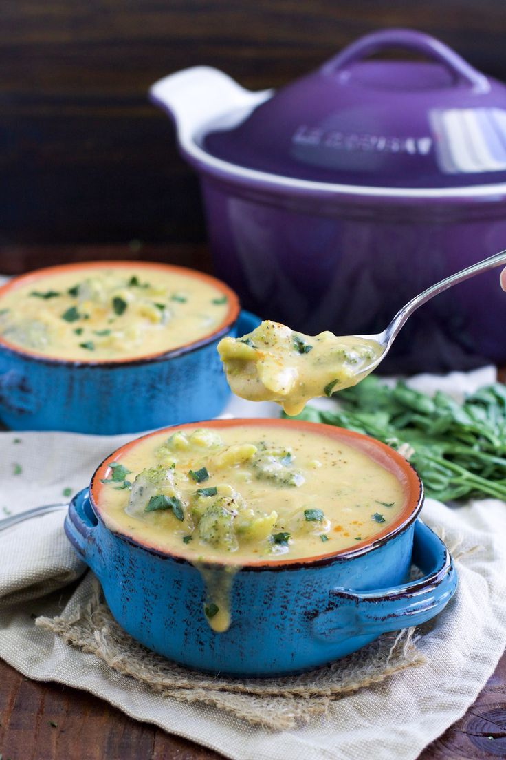Vegan-Broccoli-Cheese-Soup