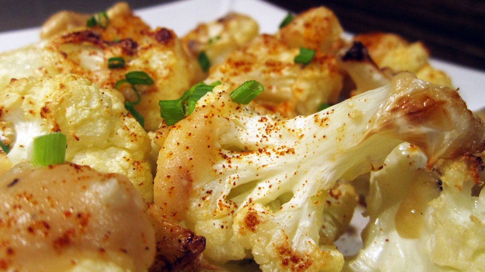 Roasted-Cauliflower-in-Lemon-Tahini-Sauce