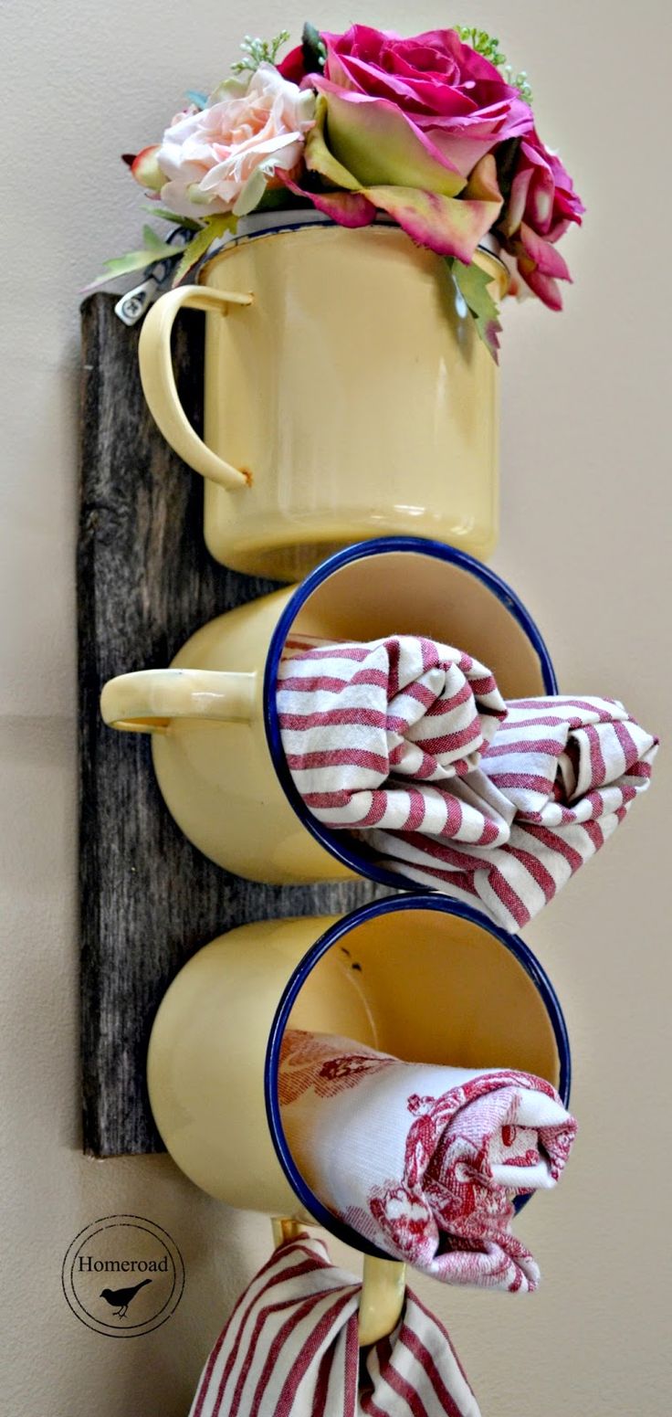 Enamel-Mug-Organizer