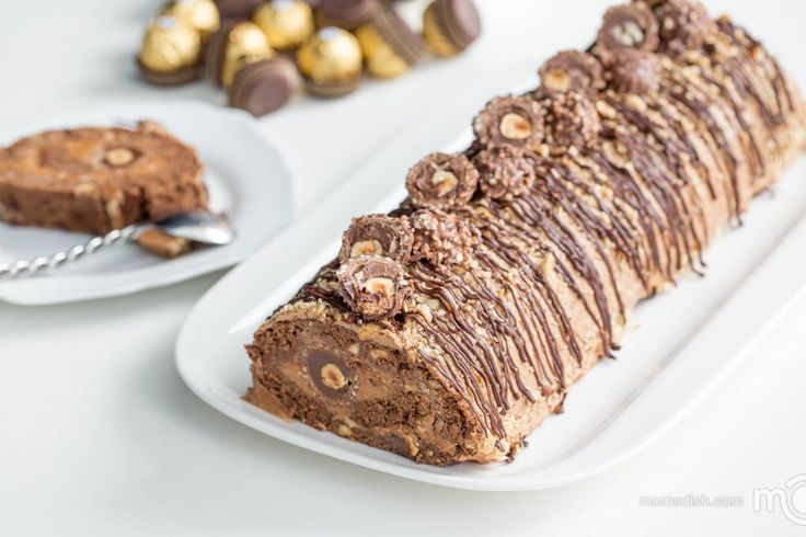 Ferrero-Rocher-Cake-Roll