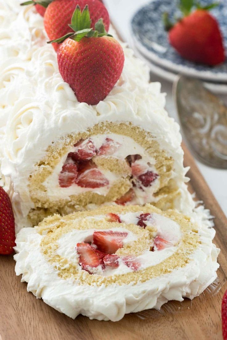 Strawberry-Shortcake-Cake-Roll