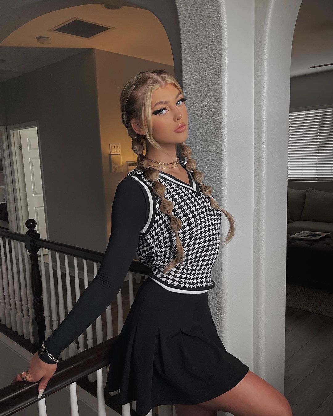 loren-gray loren-gray