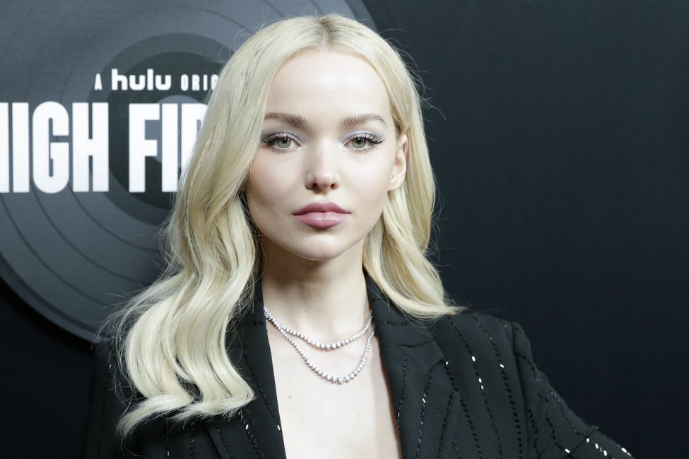 Dove-Cameron Dove-Cameron