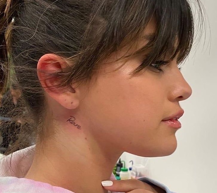 selena2a selena2a