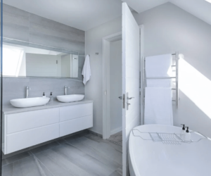 How to Choose the Right Custom Bathroom Contractor for Your Dream Renovation