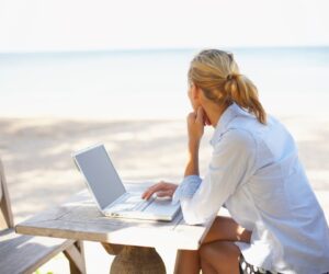 6 Digital Nomad Jobs That Really Allow You To Travel