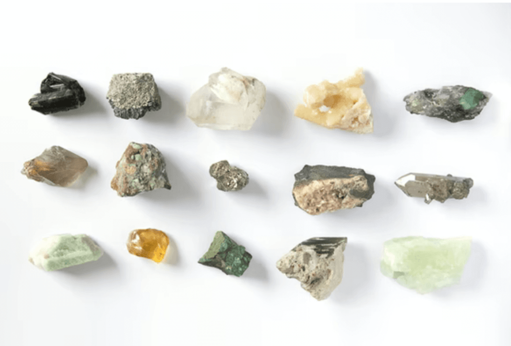 Moldavite-Stones-1024x694