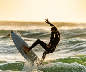 Top 8 Tips That Every Beginner Surfer Should Know