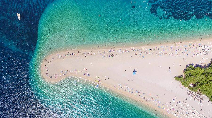 Zlatni-rat-beach