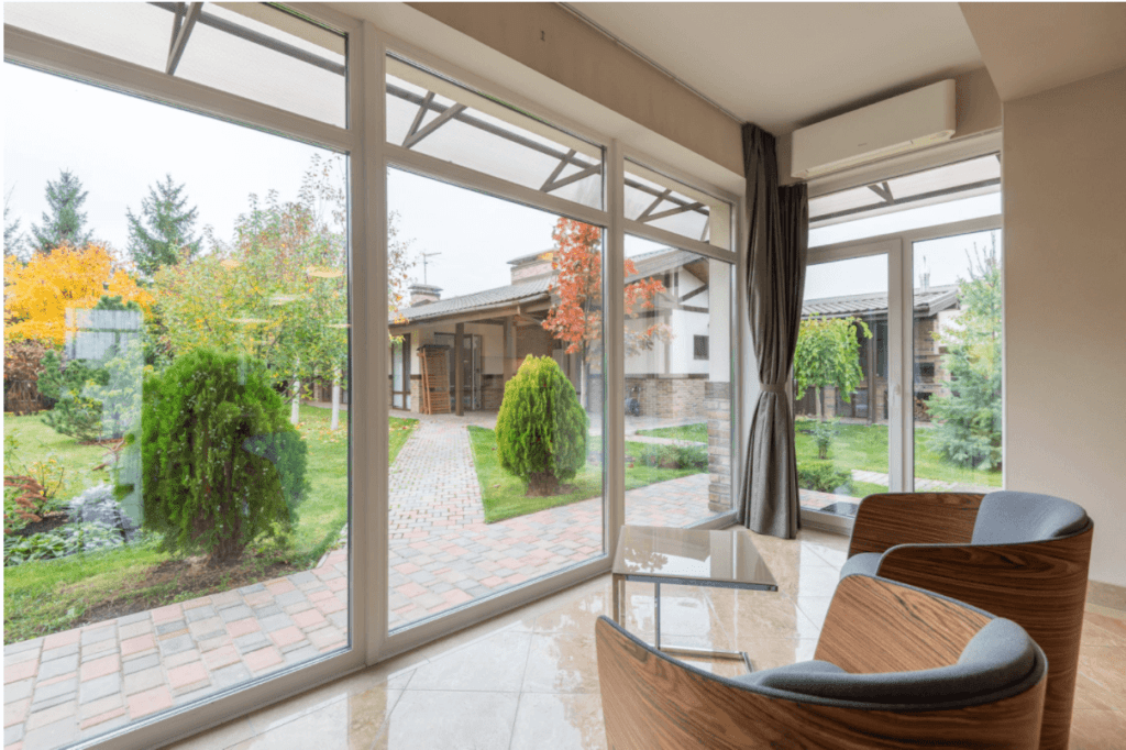 modern-house-with-panoramic-windows-1024x682