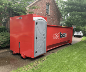 Top 6 Reasons to Rent a Dumpster When Renovating Your Garden in Tampa