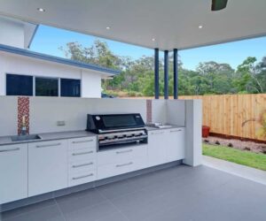 Top Materials for an Outdoor Kitchen: What Are the Best Choices?