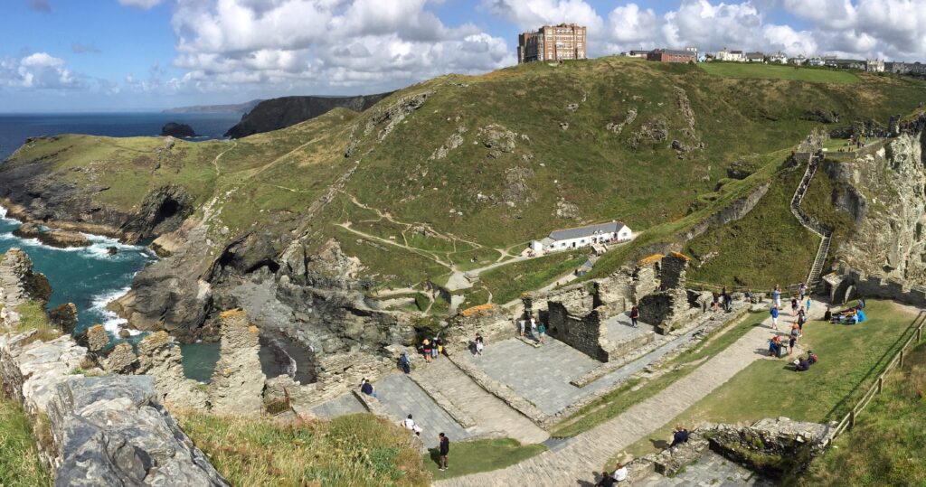 Tintagel_Castle-1024x539