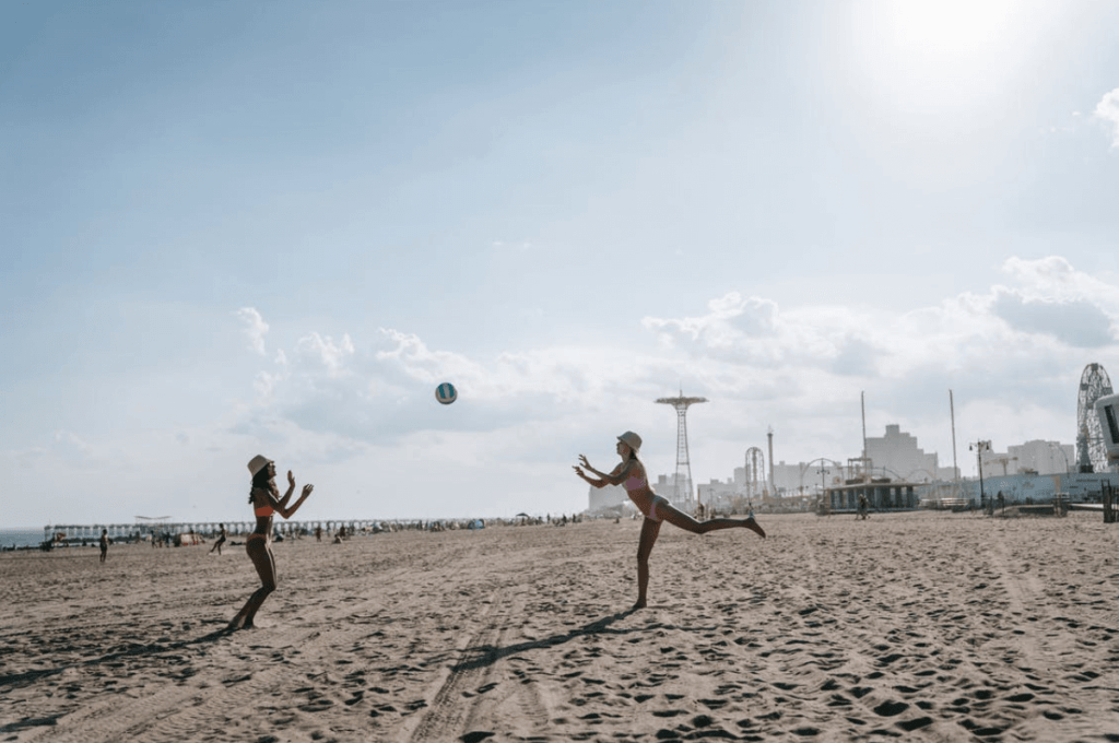 beach-volleyball-1024x680
