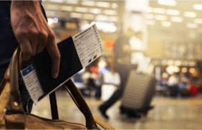 travel-airport-boarding-pass