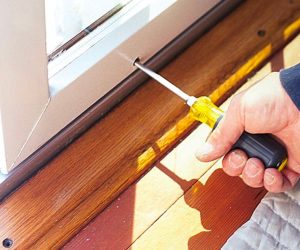 How to Repair a Sliding Door