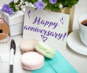 4 Romantic Gift Ideas For Your Upcoming Anniversary