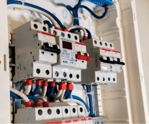 Top Ways to Fix Electrical Installations Around Your House