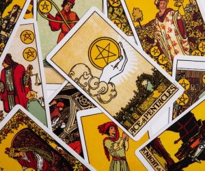 <strong>Using Tarot cards as Guides in your day-to-day life</strong>