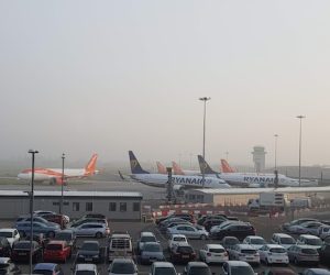 Parking At Airports: 5 Ways To Save Money