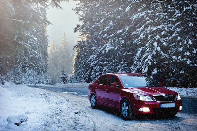 Safe Driving Tips to Know For Your Winter Road Trip