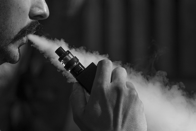 eliquid-3576069_640 eliquid-3576069_640