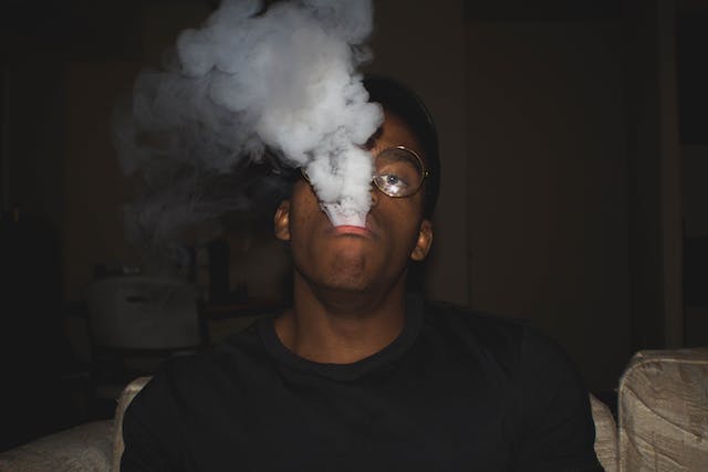 Top 6 Reasons Why Vaping is Becoming More Popular