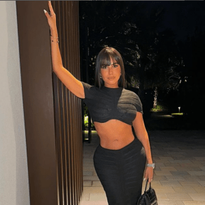 Fashion-Nova-Model-300x300