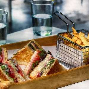club-sandwich-3538455_640-300x300