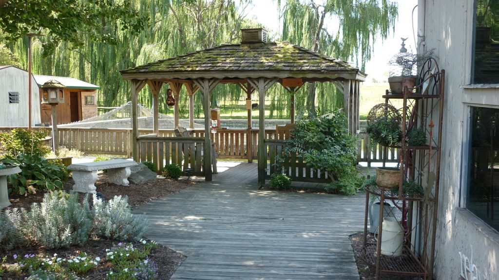 Outdoor-Furniture-1024x576 Outdoor-Furniture-1024x576