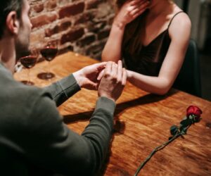 100 Thoughtful Questions to Ask a Girl and Spark Meaningful Conversations